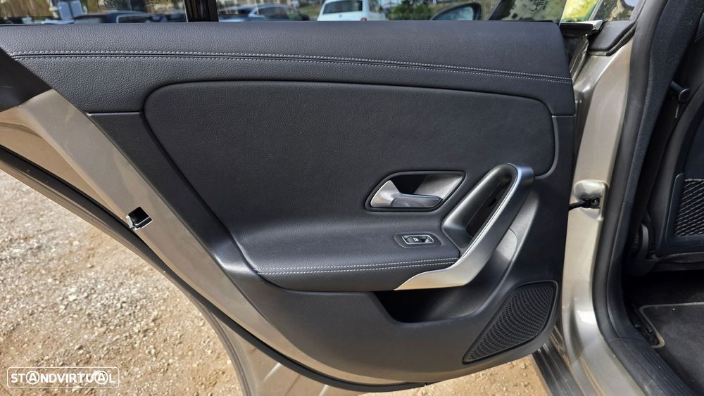 Mercedes-Benz CLA 200 d Shooting Brake Progressive Aut. - 54