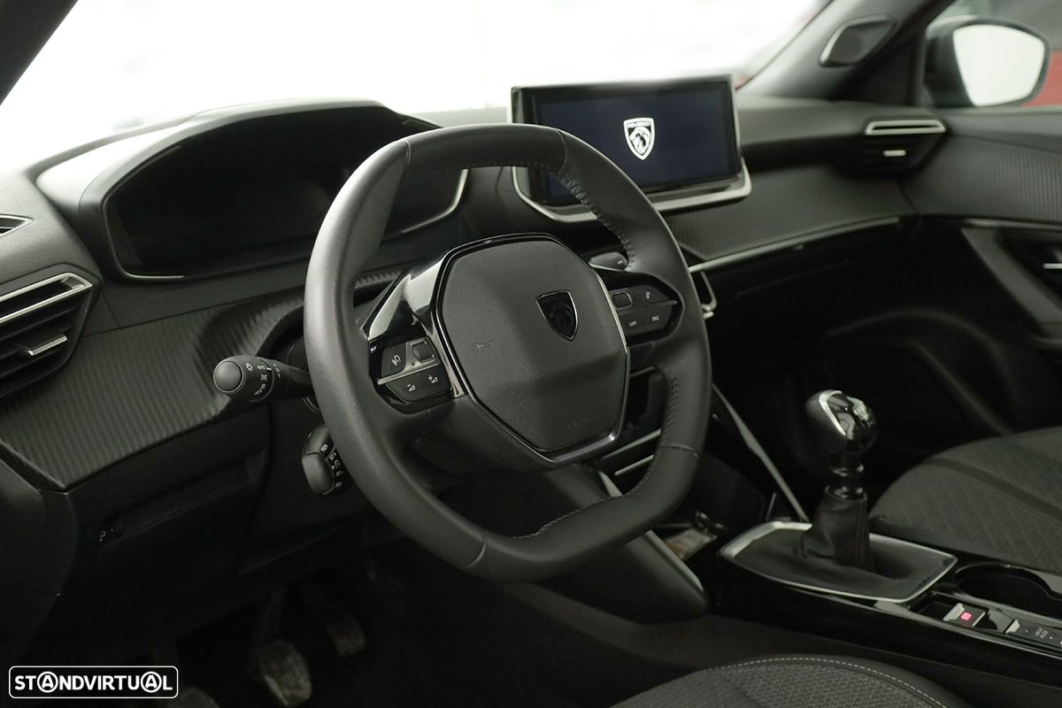 Peugeot 2008 1.2 PureTech Allure - 7