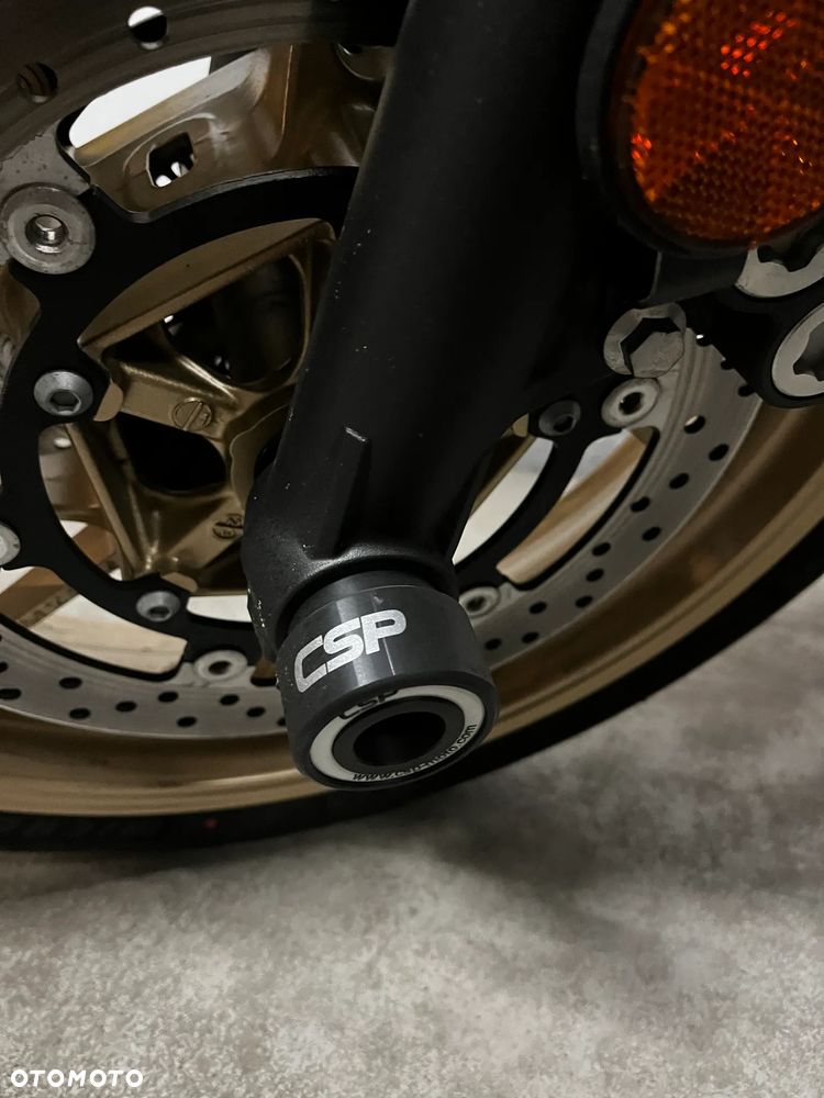 Yamaha XSR - 21