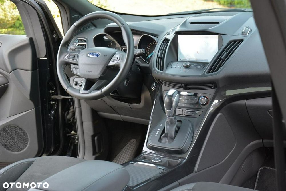 Ford Kuga 2.0 TDCi 4x4 ST-Line - 18