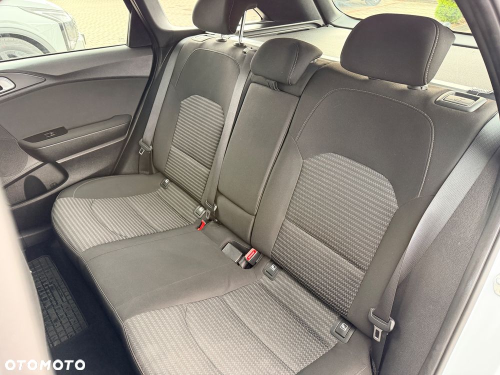 Kia Ceed 1.5 T-GDI M - 13