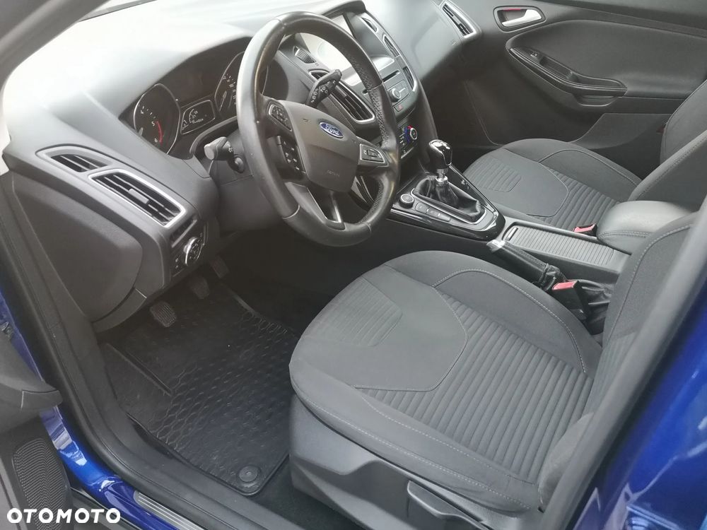 Ford Focus 1.5 TDCi Titanium - 10