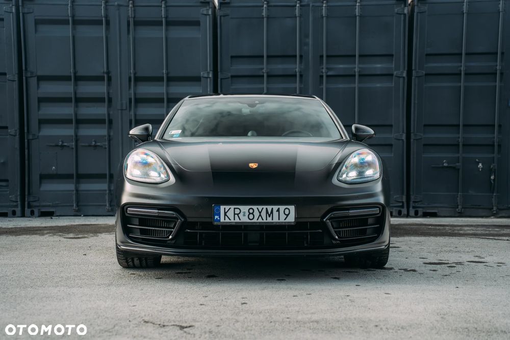 Porsche Panamera - 6