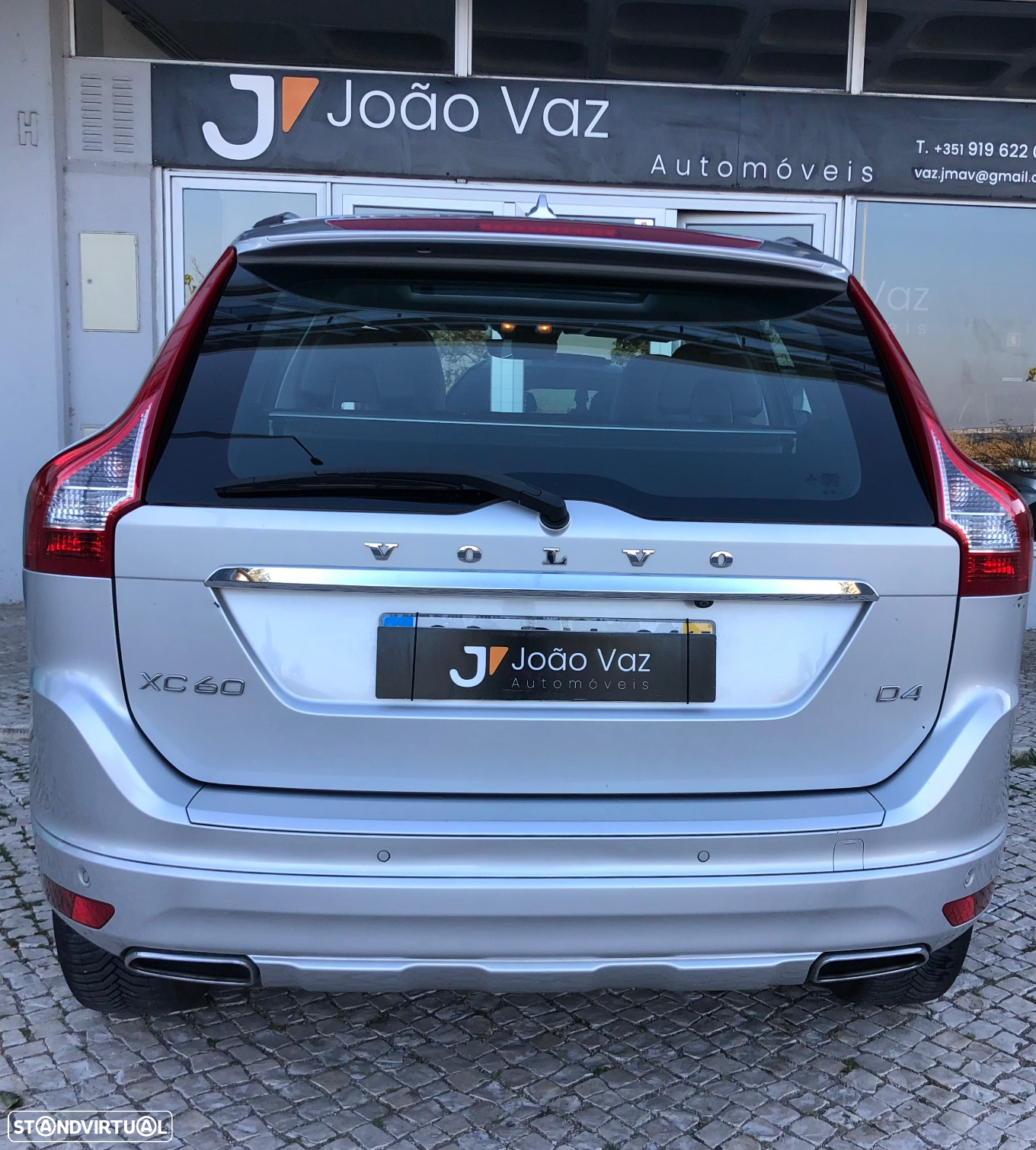 Volvo XC 60 2.0 D4 VOR Geartronic - 11