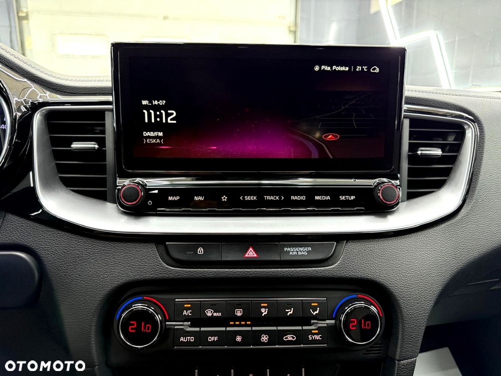 Kia ProCeed 1.4 T-GDI DCT7 OPF GT LINE - 22