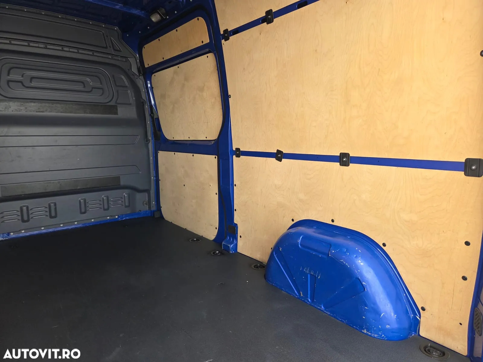 Mercedes-Benz New Sprinter L3H2 - 13