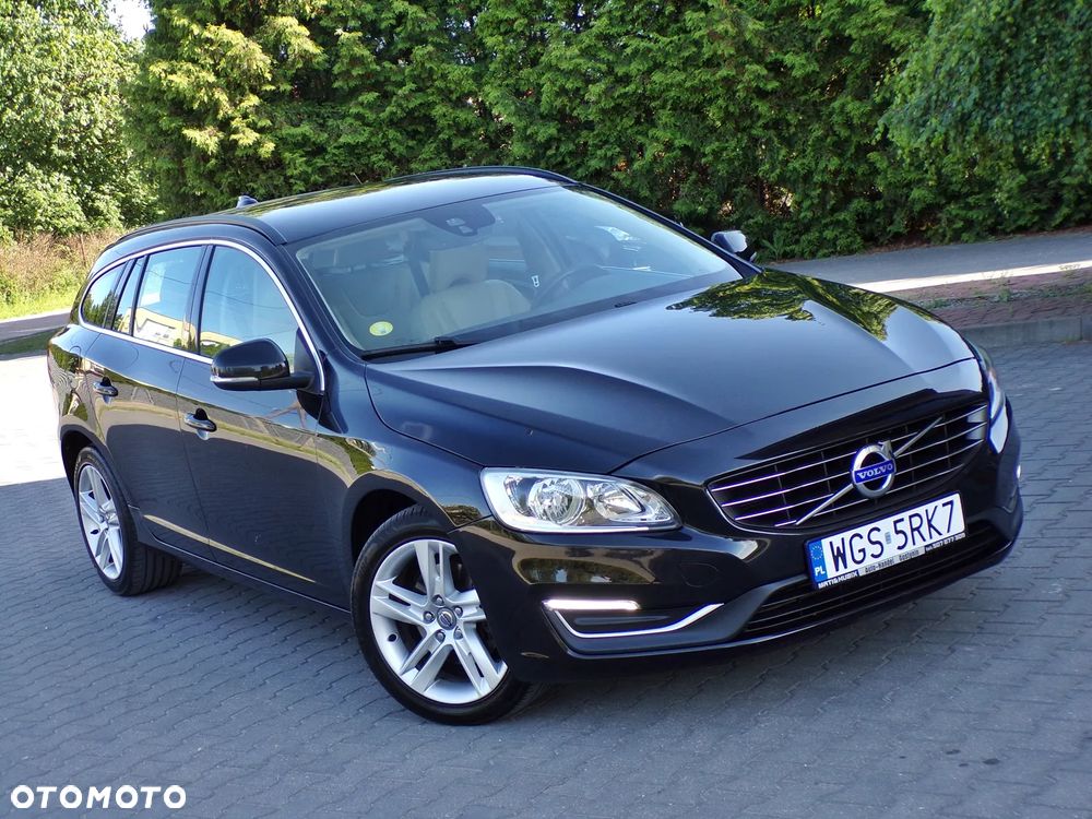 Volvo V60 D3 Summum - 13