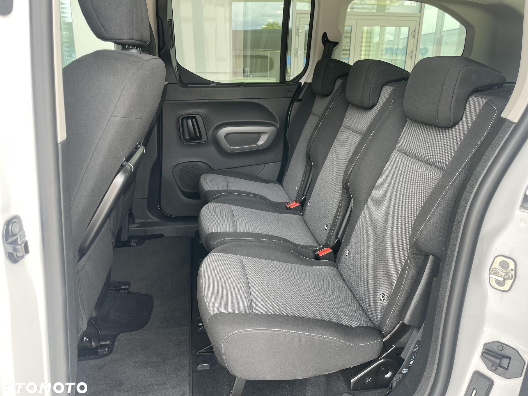 Toyota Proace City - 14