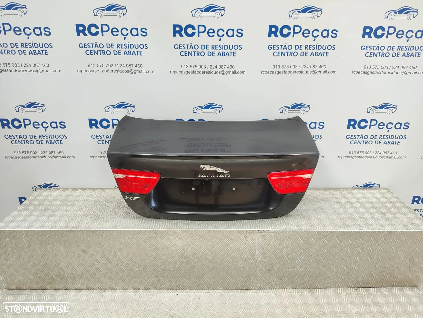 Porta Tampa Mala Jaguar XE X760 Camara - 5