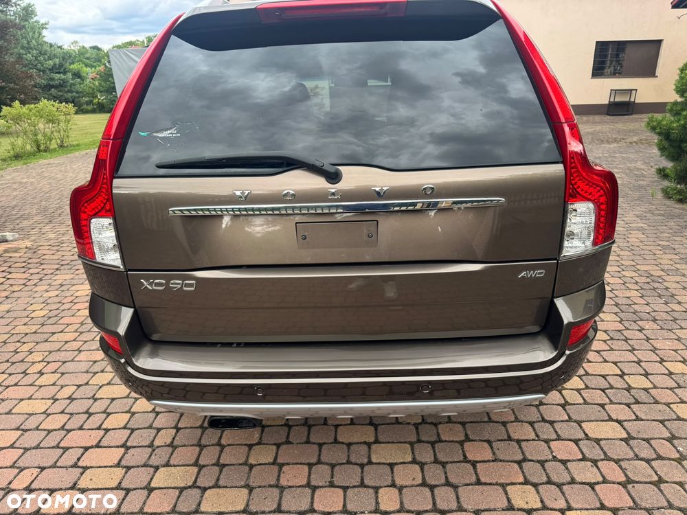 Volvo XC 90 3.2 AWD Geartonic RDesign - 28