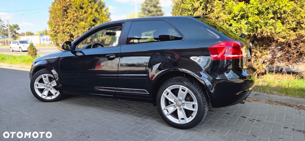 Audi A3 3-drzwiowe 1.6 Limited Edition - 9
