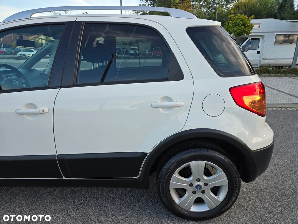 Fiat Sedici 1.6 16V 4x4 Luxury - 32
