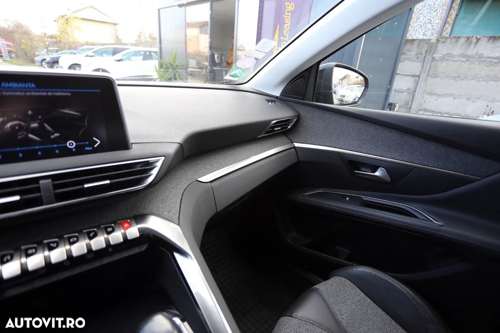 Peugeot 3008 PureTech 130 Stop & Start Allure - 18