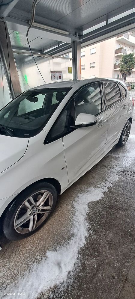 BMW 216 Active Tourer d Pack M - 4