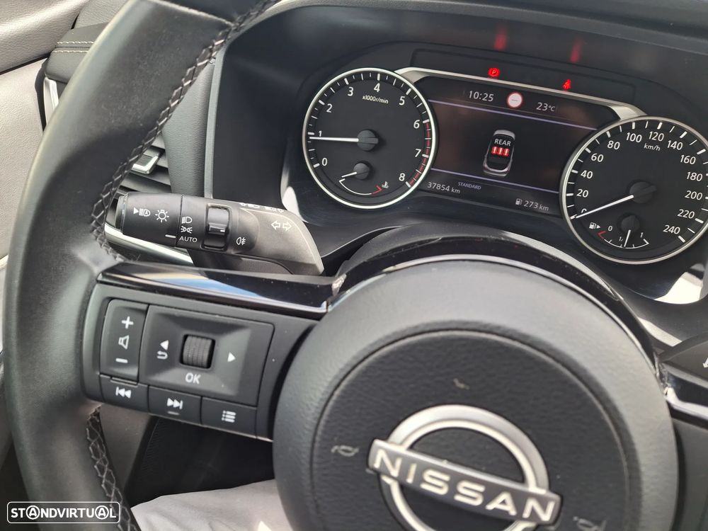 Nissan Qashqai 1.3 DIG-T Acenta - 17