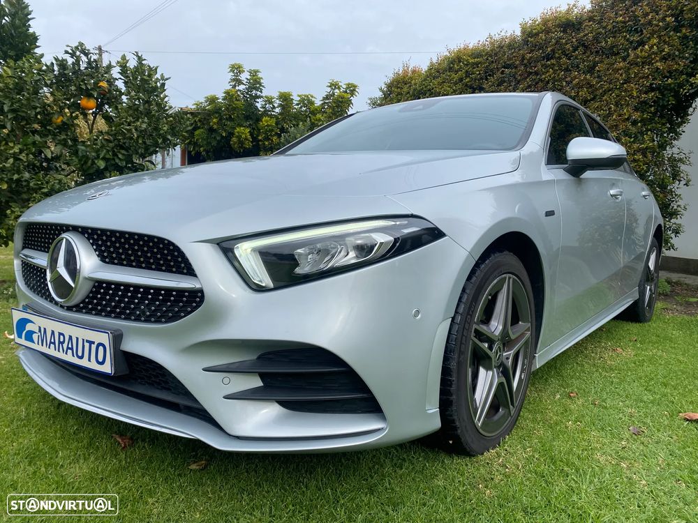 Mercedes-Benz A 250 e AMG Line - 4
