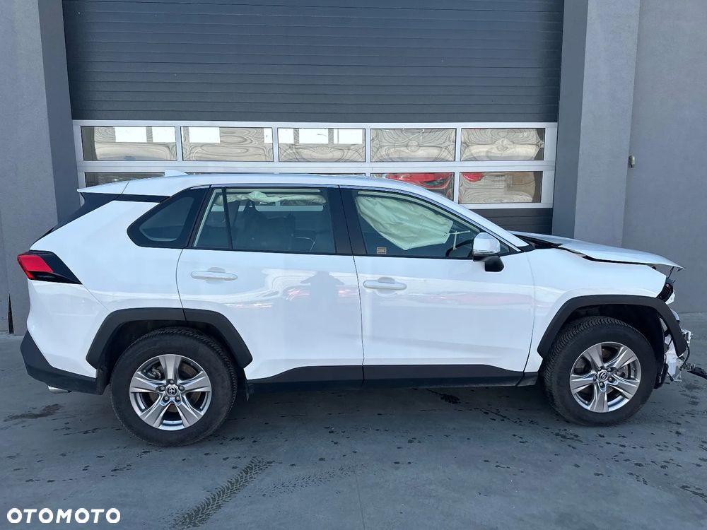 Toyota RAV4 - 3