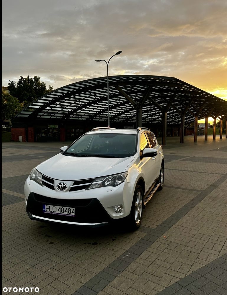 Toyota RAV4 2.0 D-4D Active - 10