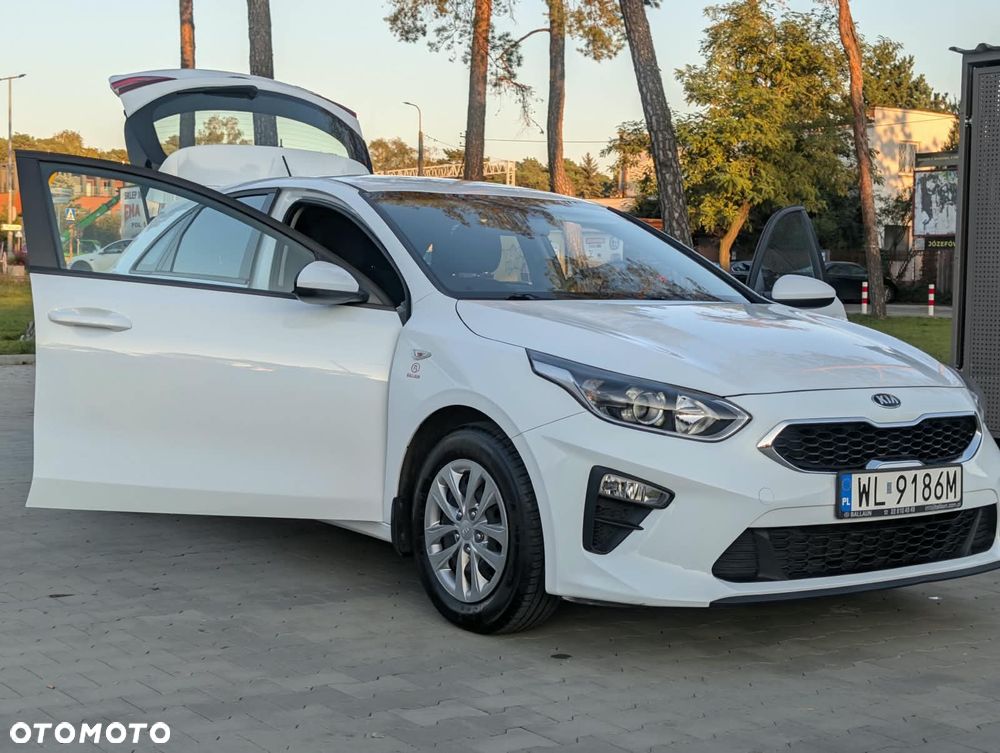 Kia Ceed - 8