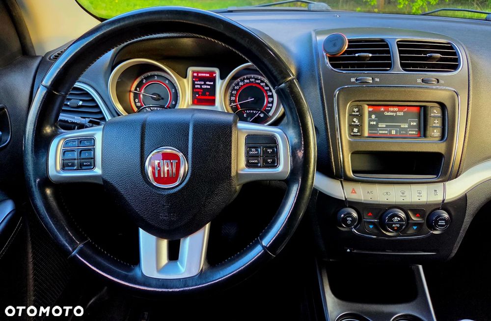 Fiat Freemont 2.0 Multijet 16V DPF Urban - 28