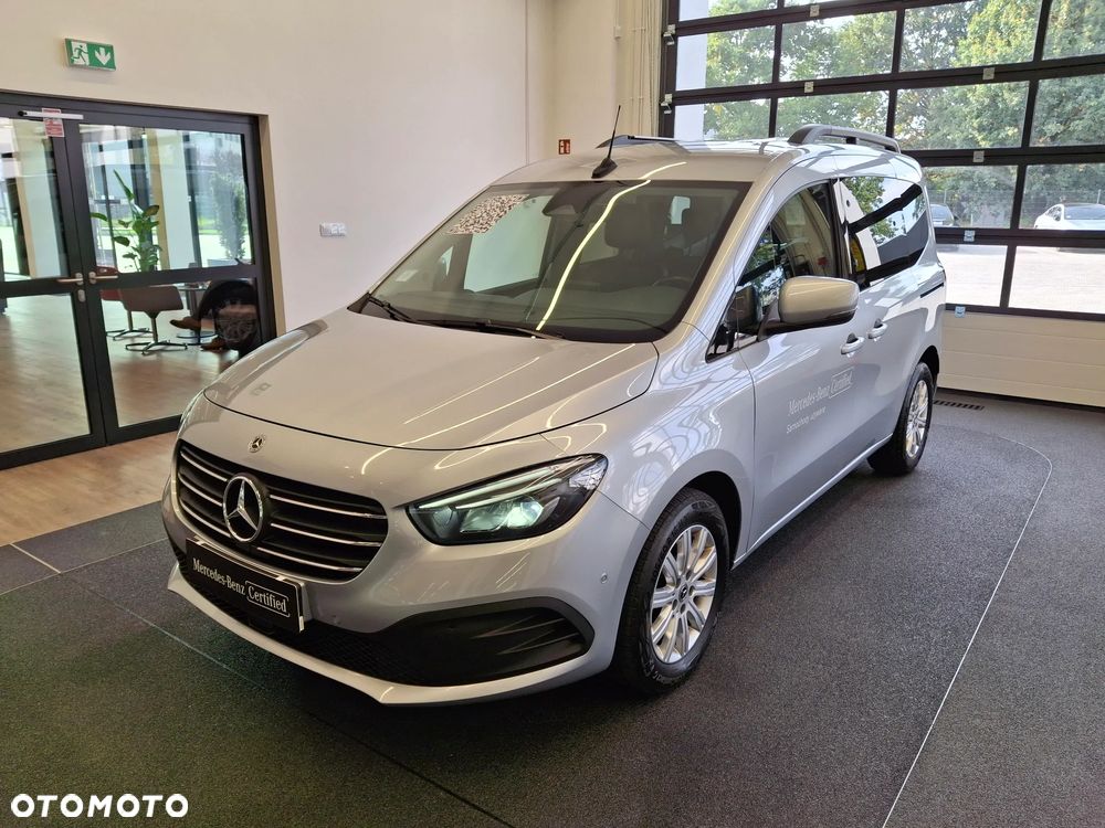 Mercedes-Benz Klasa T 180 d Style - 1