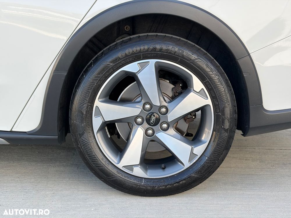 FORD Focus 2021 — imagine 32