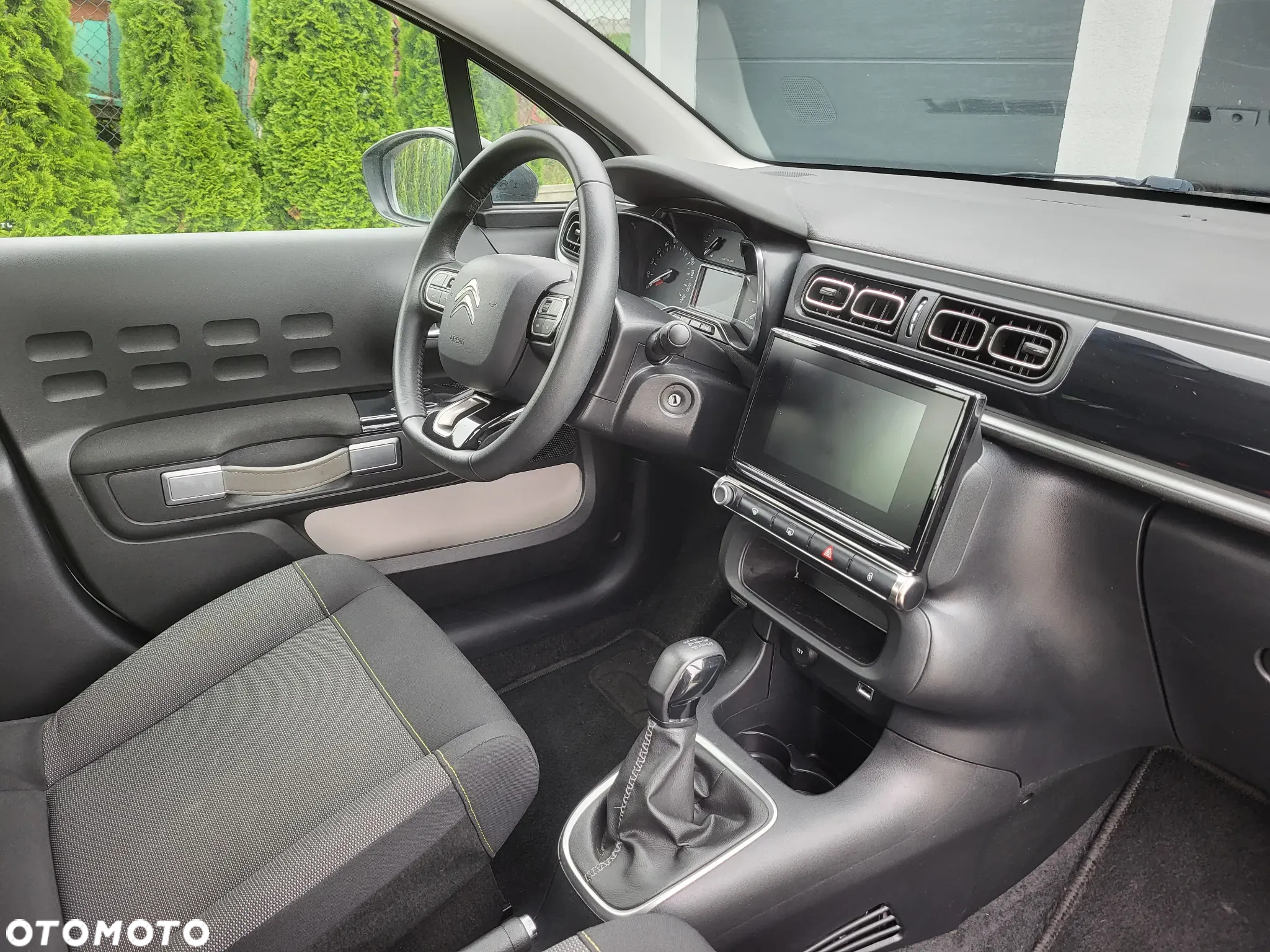 Citroën C3 1.2 PureTech Shine - 32