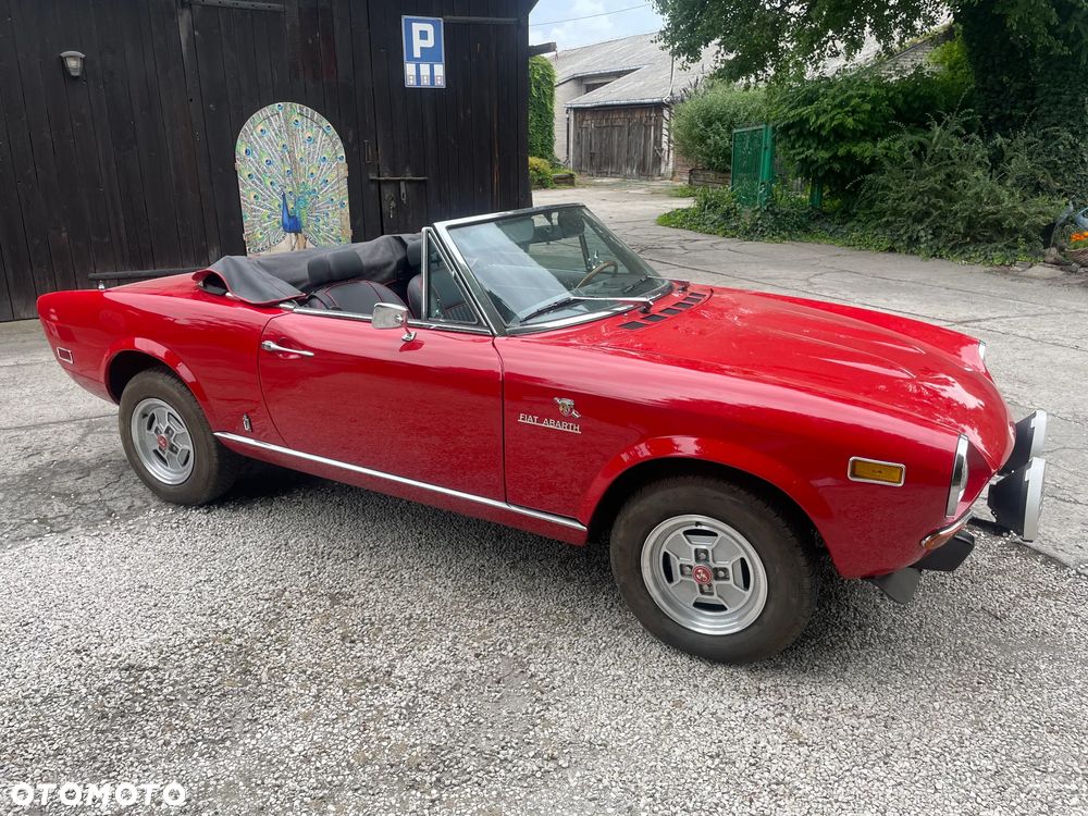 Fiat 124 Spider - 8