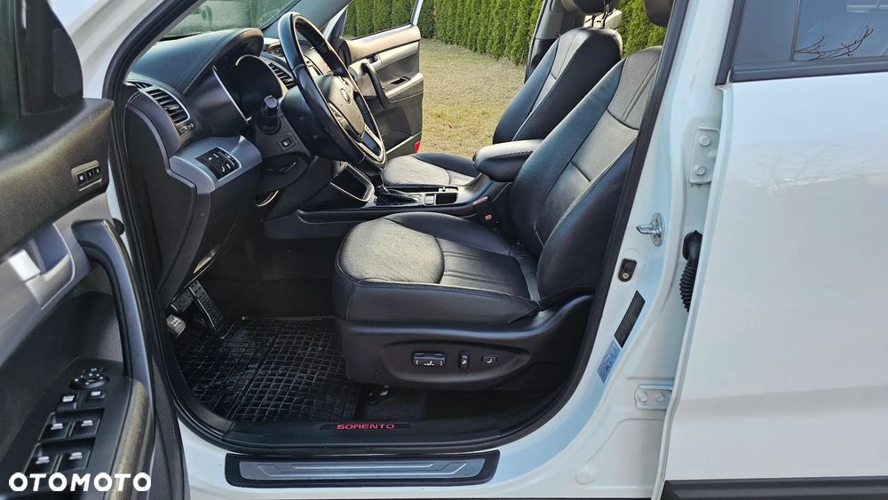 Kia Sorento 2.2 CRDi 4WD Executive - 8