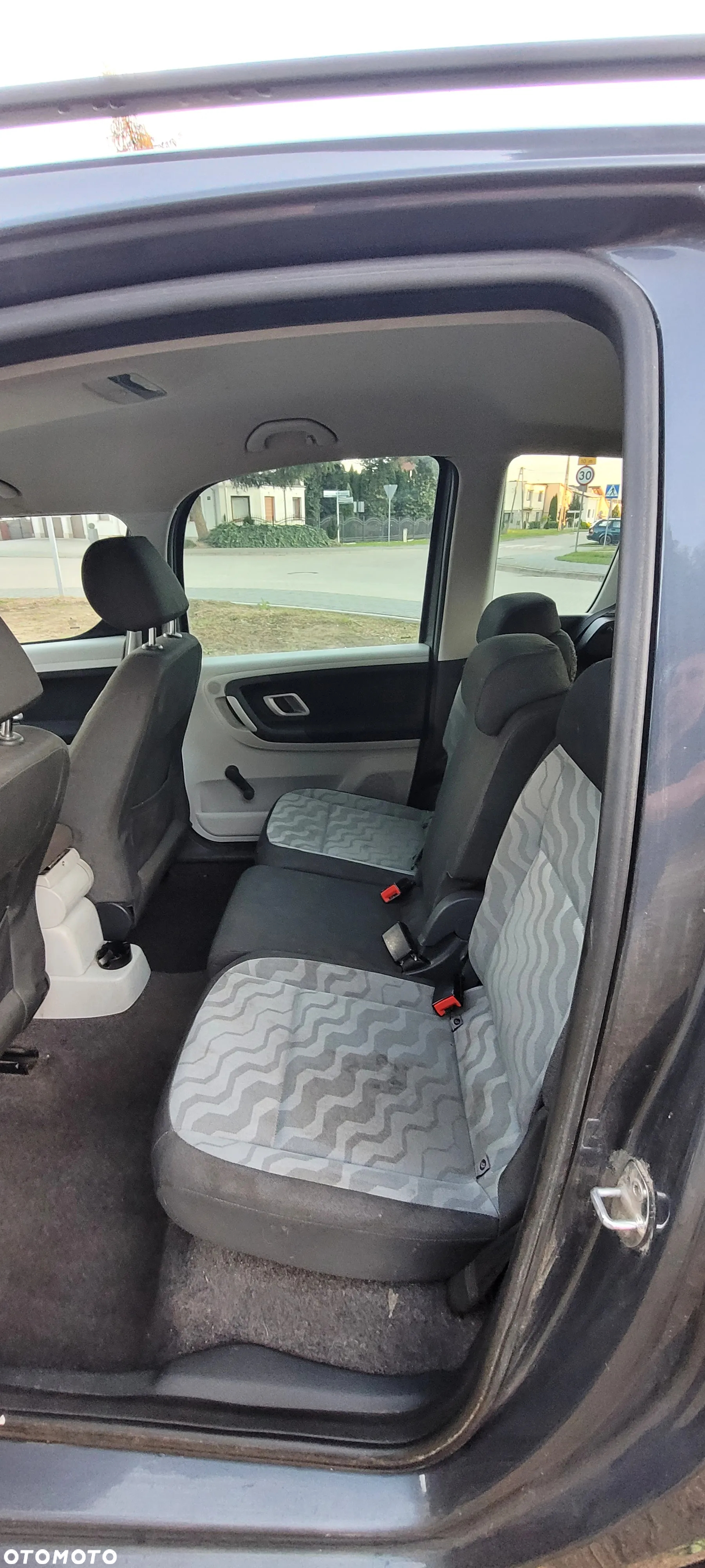 Skoda Roomster 1.6 16V Comfort - 26