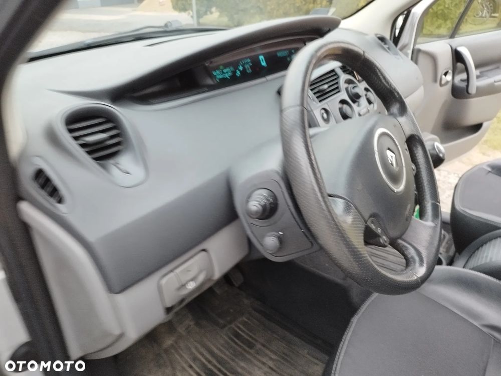 Renault Scenic 1.6 Confort Expression - 19