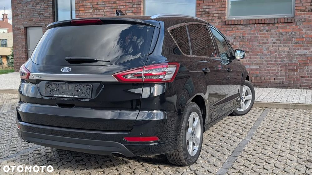 Ford S-Max 2.0 EcoBlue Titanium - 2