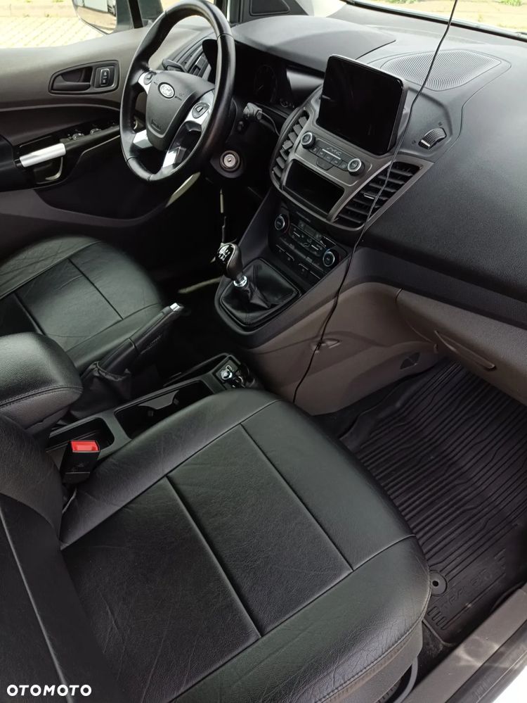 Ford Tourneo Connect 1.5 EcoBlue Titanium - 11