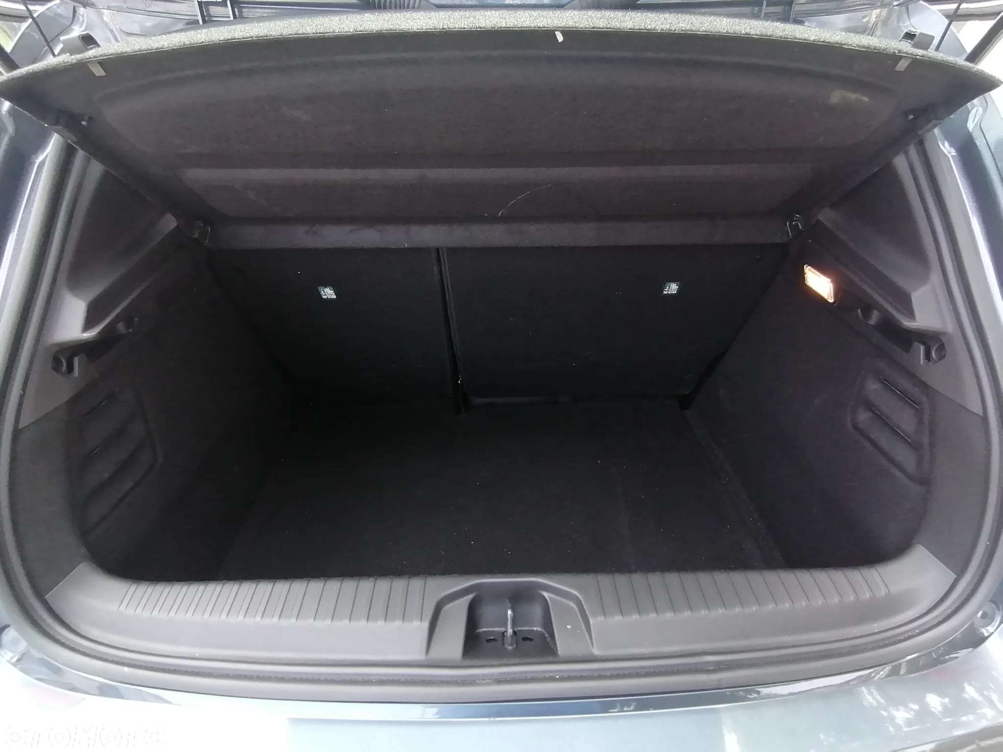 Renault Clio TCe 90 TECHNO - 30