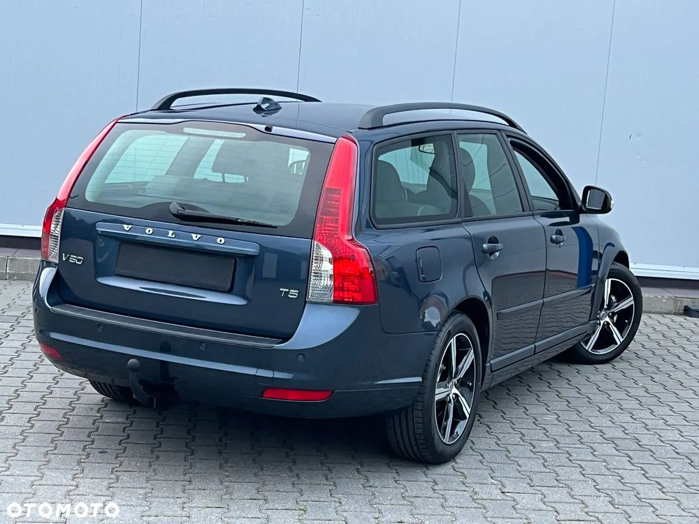 Volvo V50 - 13