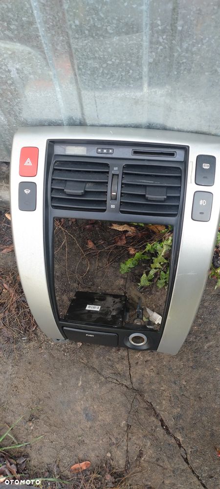 HYUNDAI TUCSON I radio panel nawiewu klimatyzacji ramka radia - 2