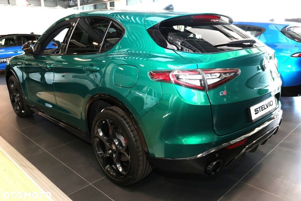Alfa Romeo Stelvio - 5