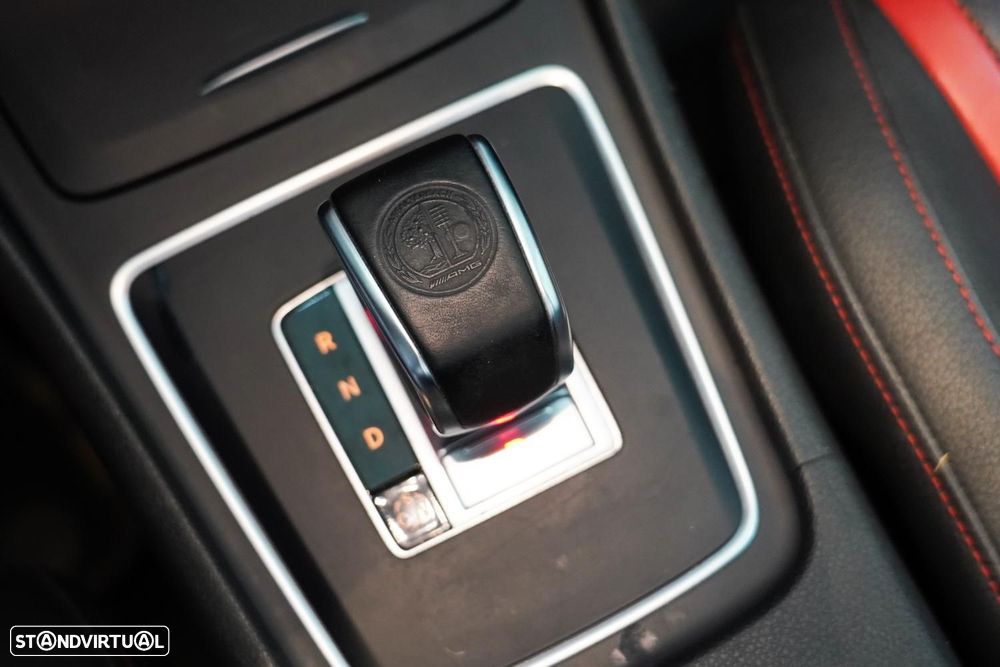 Mercedes-Benz A 45 AMG 4-Matic - 16