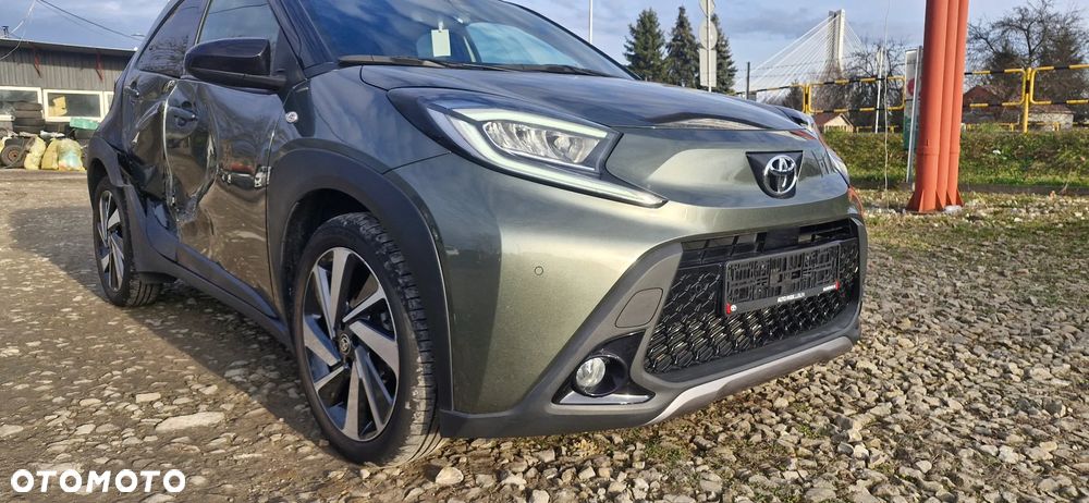 Toyota Aygo X 1.0 VVT-i Executive CVT - 10