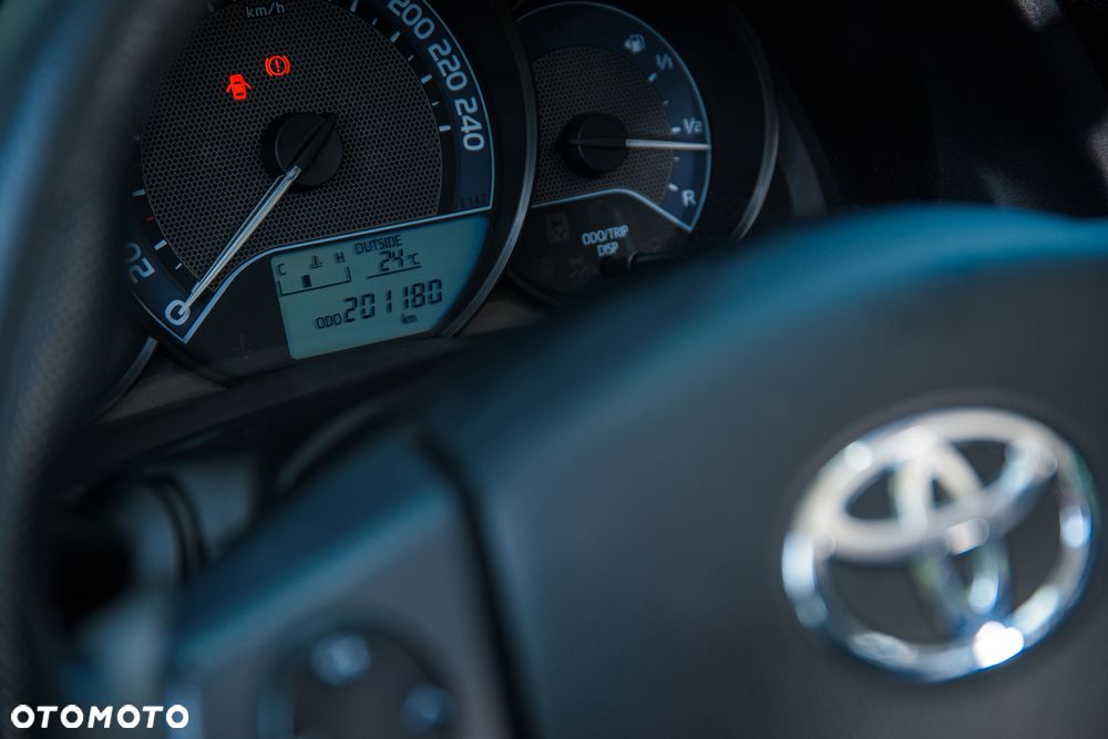 Toyota Auris 1.4 D-4D Active - 9
