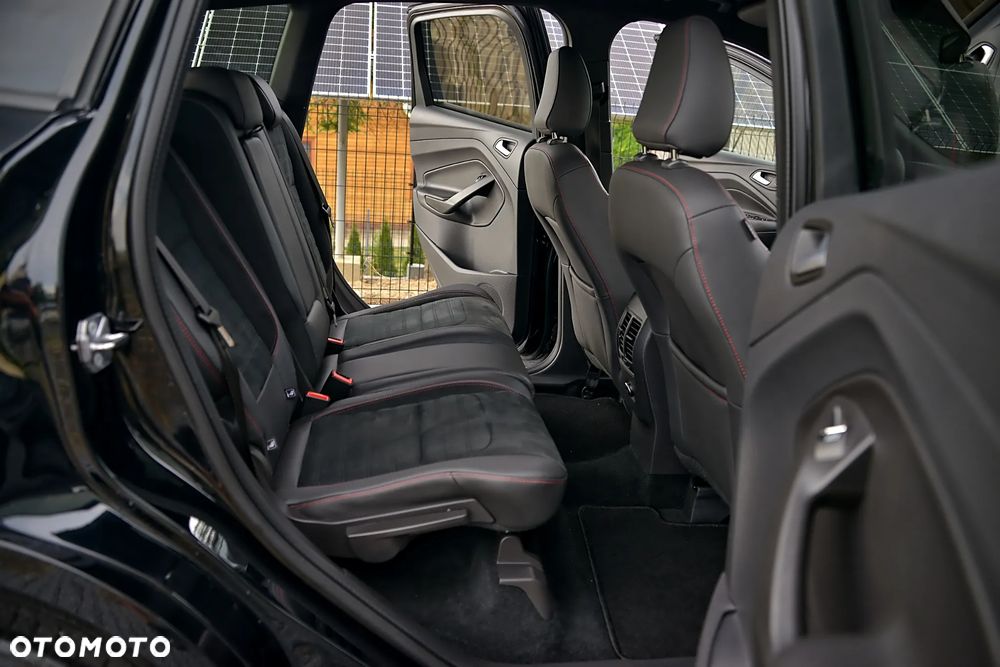 Ford Kuga 2.0 TDCi 4x4 ST-Line - 29