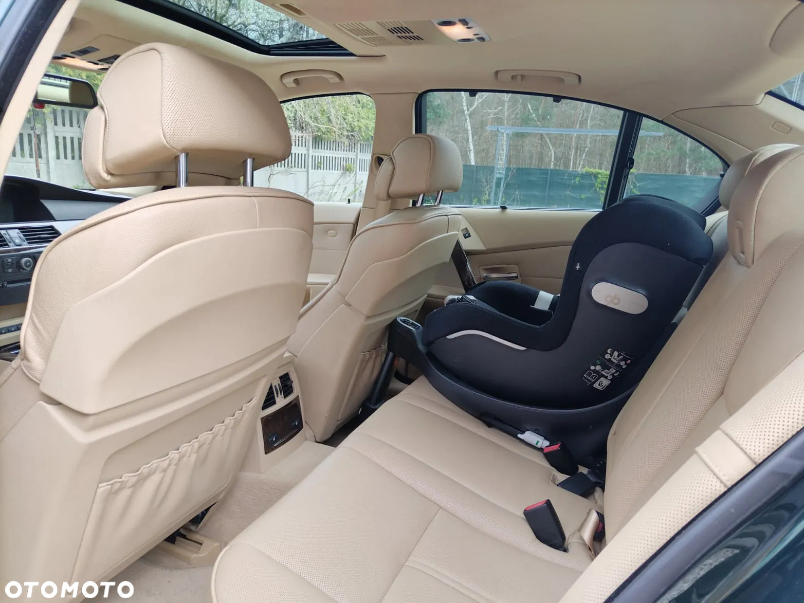 BMW Seria 5 545i - 4
