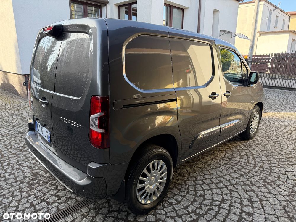 Toyota Proace city - 12