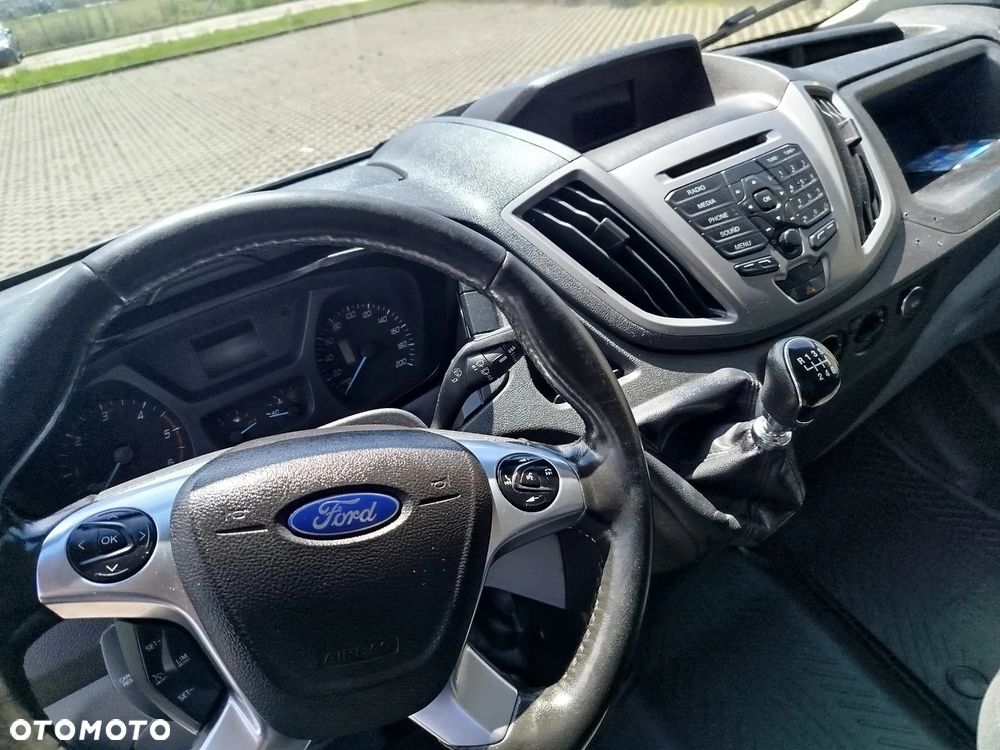 Ford Transit ŚREDNIAK KLIMA STAN SALON - 33