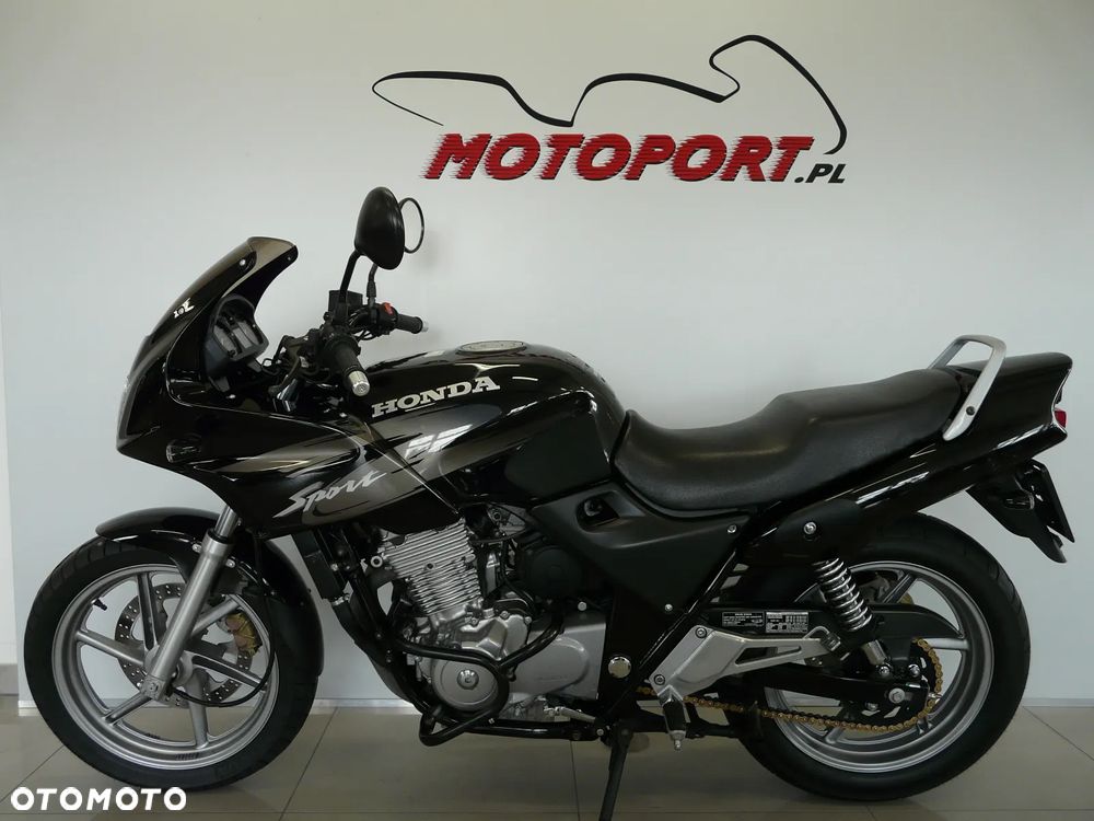 Honda CB - 2