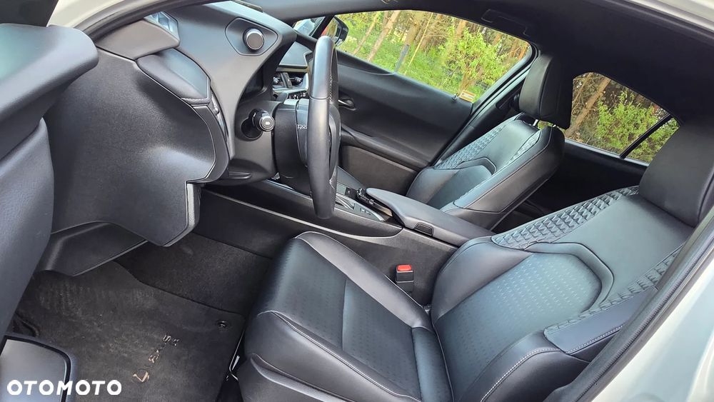 Lexus UX 250h GPF F Impression 2WD - 17