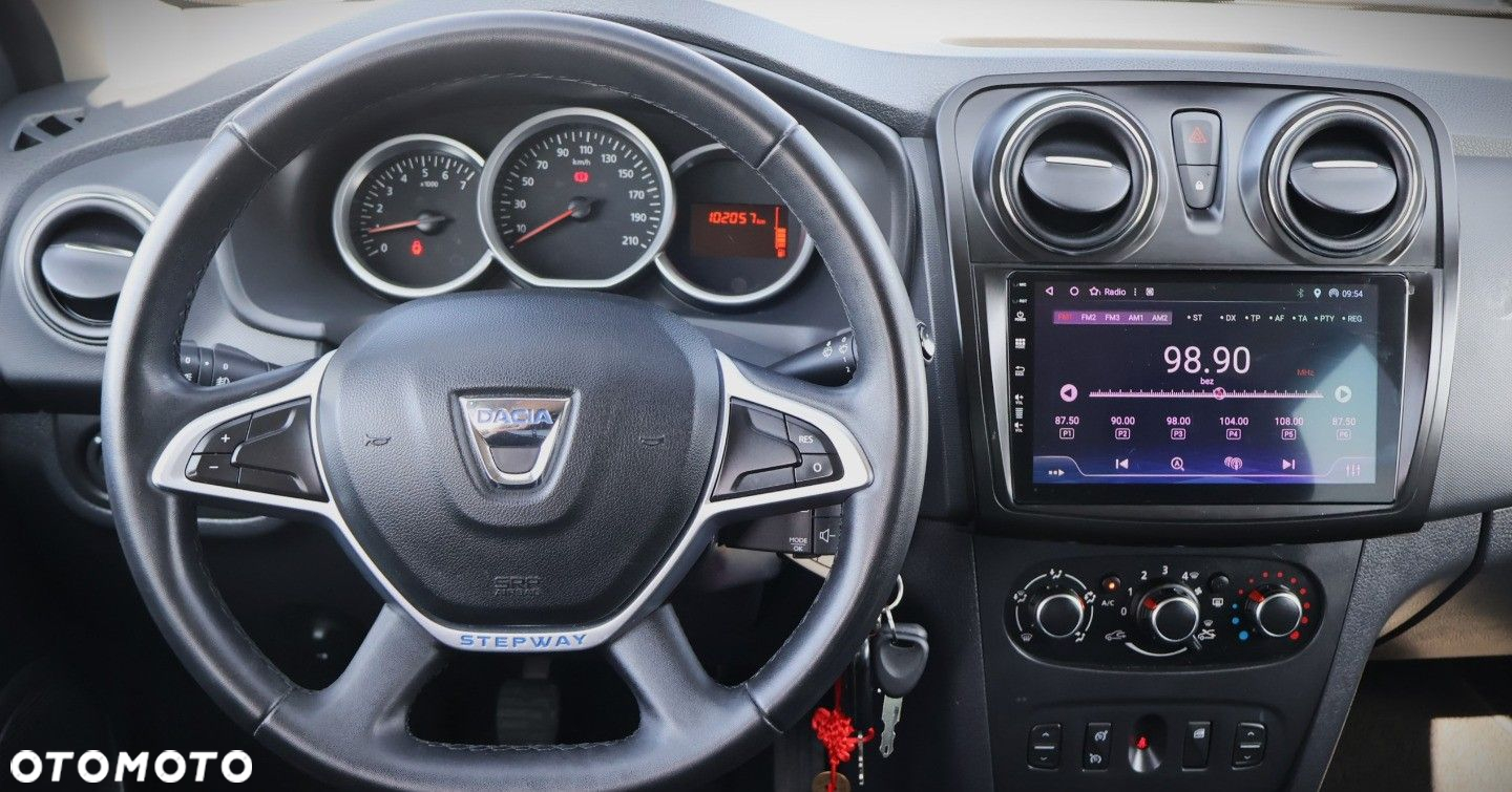 Dacia Sandero Stepway - 11
