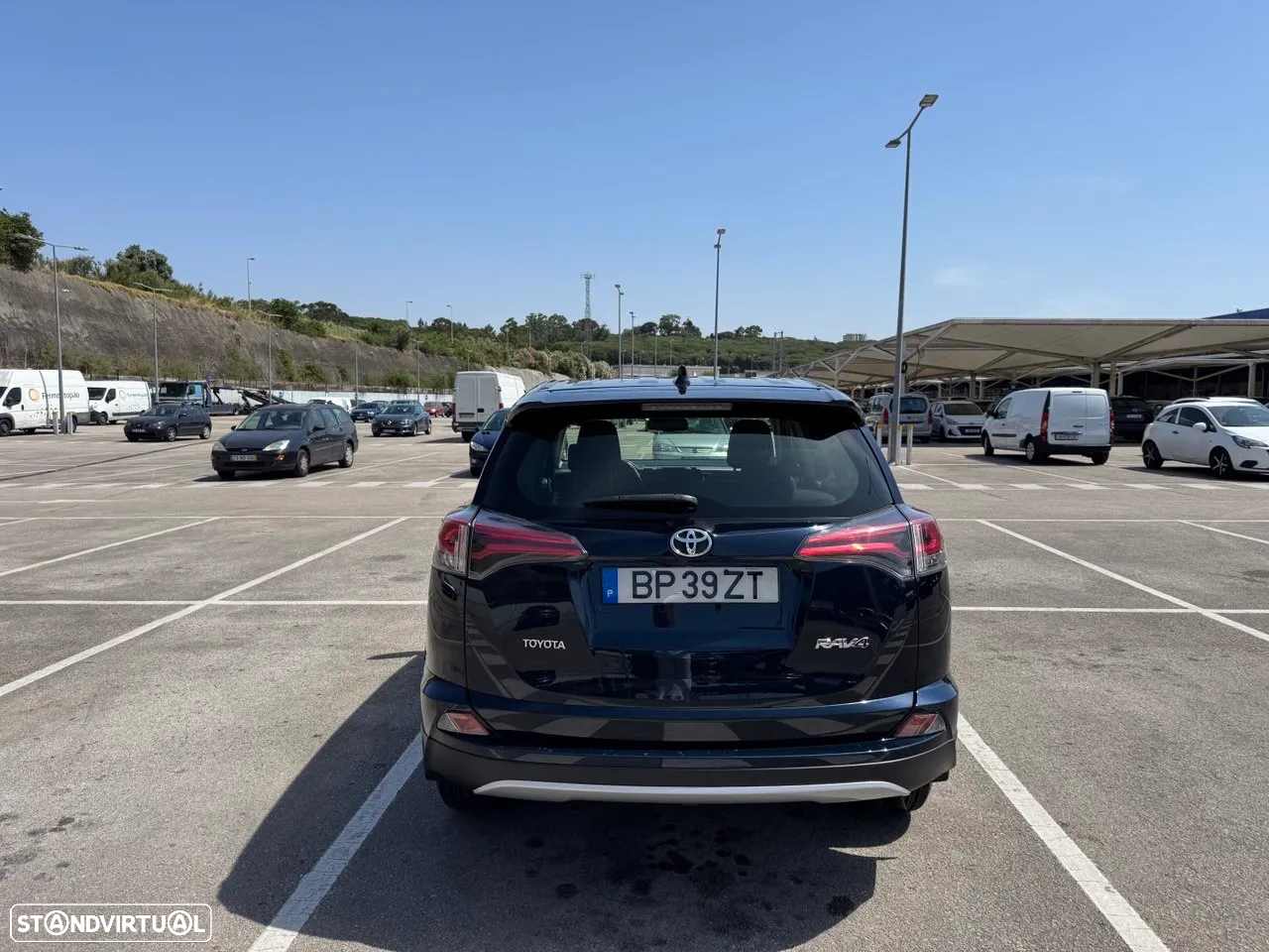 Toyota RAV4 - 9