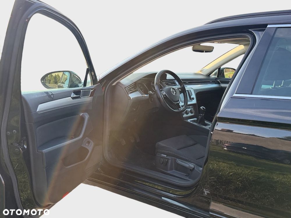 Volkswagen Passat 1.4 TSI BMT ACT Comfortline - 9
