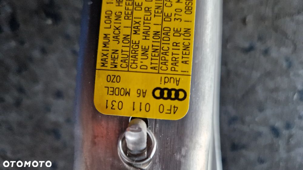 AUDI A6 C6 LEWAREK PODNOŚNIK 4F0011031 - 3